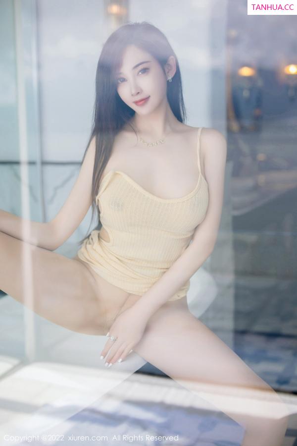 周妍希 奶瓶土肥圆 [XiuRen]高清写真图 2022.11.25 No.5912 土肥圆Carol 大理旅拍第36张图片